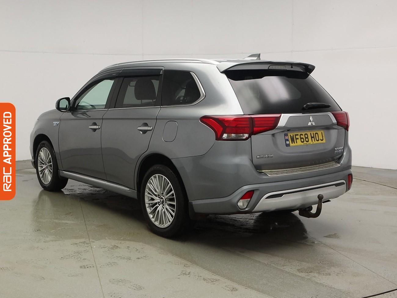 Used Mitsubishi Outlander 2018 for sale - 77557420: Photo 4