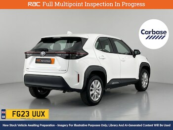Used Toyota Yaris Cross 2023 for sale - 78534525: Photo