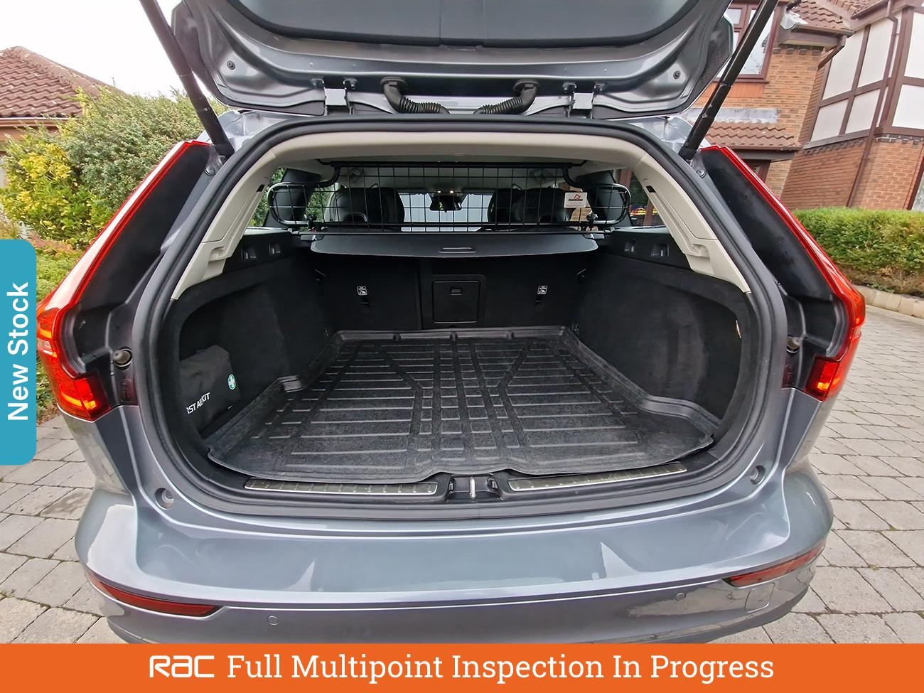 Used Volvo V60 2019 for sale - 76017575: Photo 6