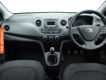 Used Hyundai i10 2018 for sale - 74905340: Photo