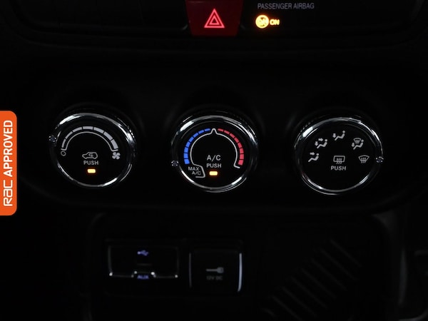Used Jeep Renegade 2016 for sale - 75679842: Photo 15