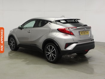 Used Toyota C-HR 2018 for sale - 76610882: Photo