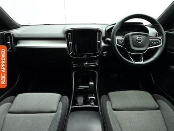 Used Volvo XC40 2023 for sale - 79487132: Photo