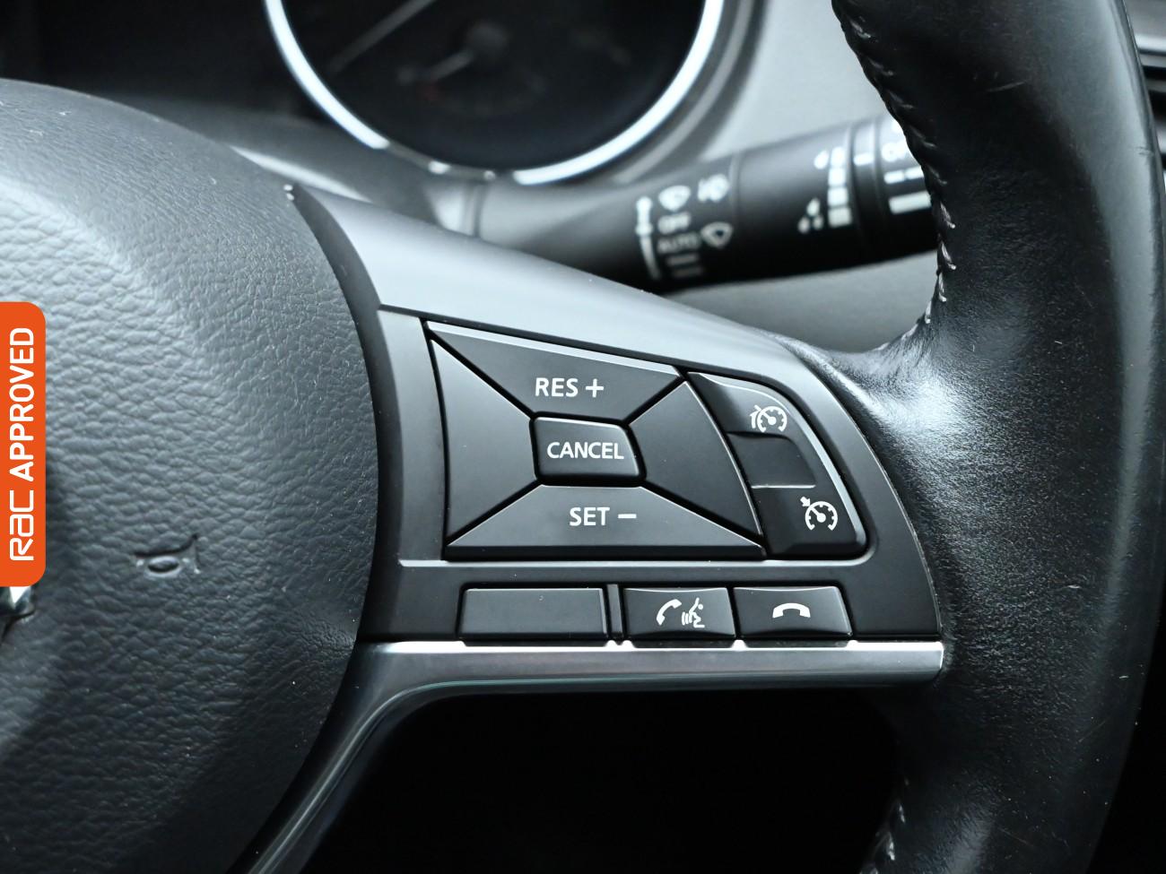 Used Nissan Qashqai 2017 for sale - 76697504: Photo 24