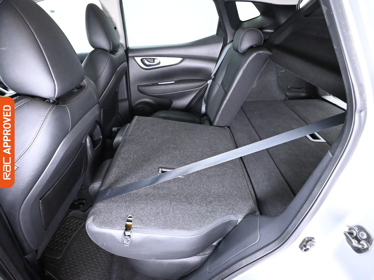 Used Nissan Qashqai 2017 for sale - 76697504: Photo 26