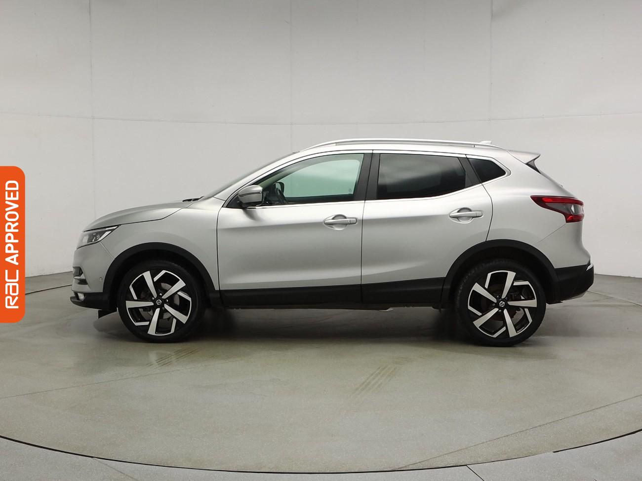 Used Nissan Qashqai 2017 for sale - 76697504: Photo 32