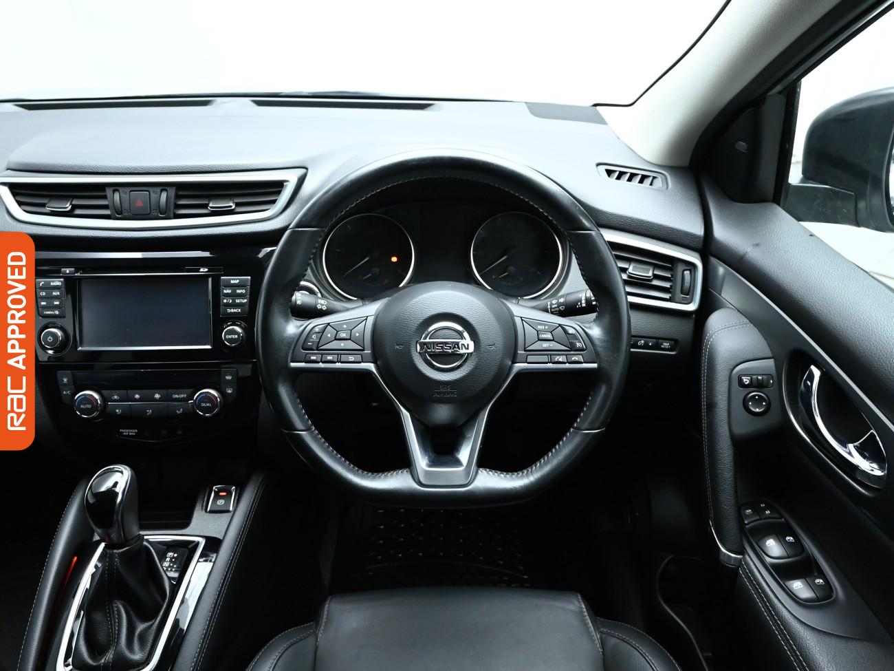 Used Nissan Qashqai 2017 for sale - 76697504: Photo 9