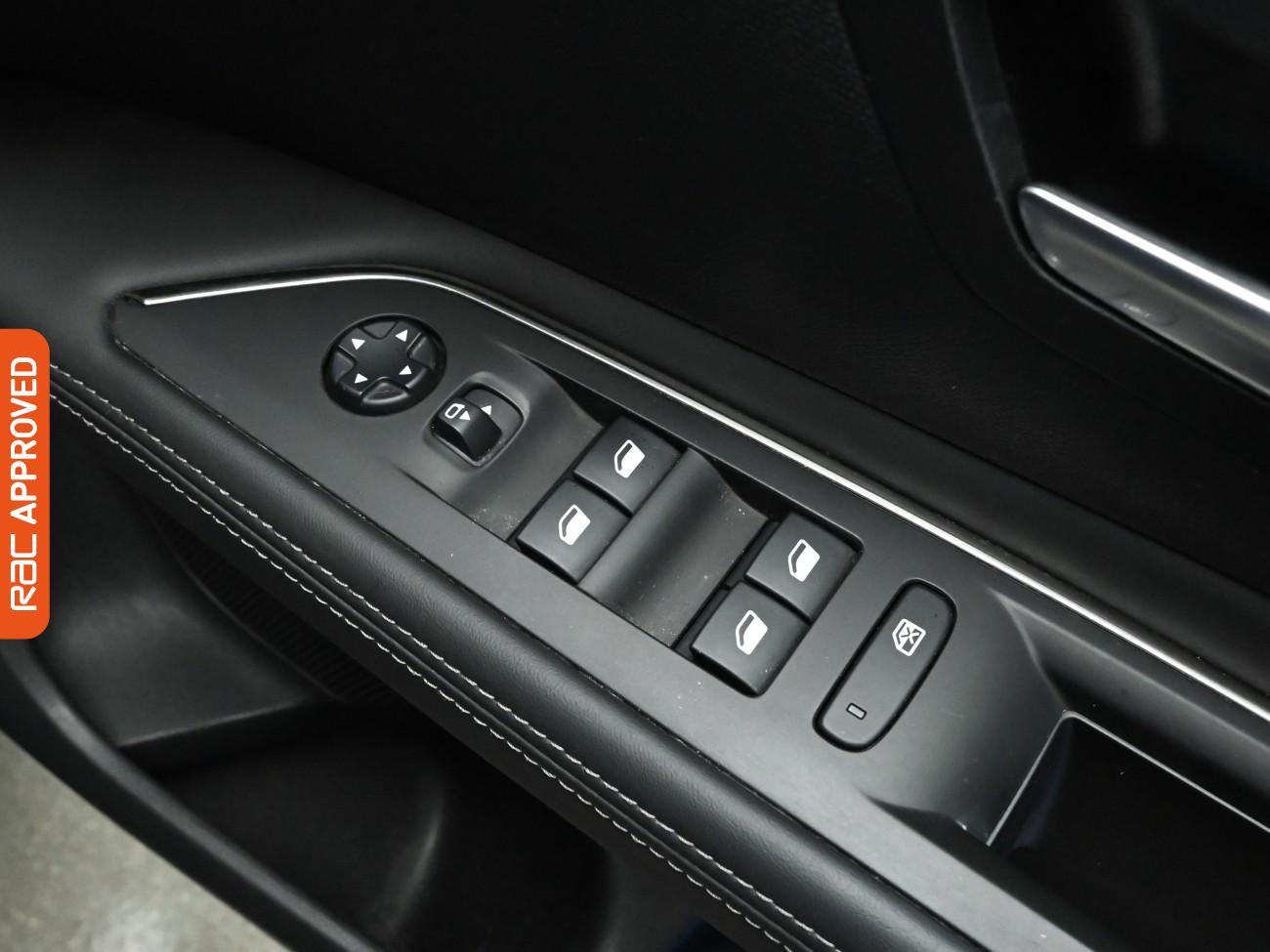 Used Peugeot 3008 2017 for sale - 76723826: Photo 26