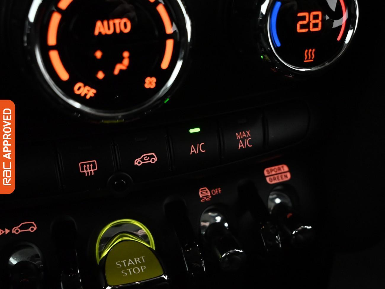 Used MINI Hatch 2021 for sale - 76979071: Photo 19