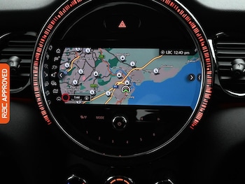 Used MINI Hatch 2021 for sale - 76979071: Photo