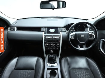 Used Land Rover Discovery Sport 2016 for sale - 77398620: Photo