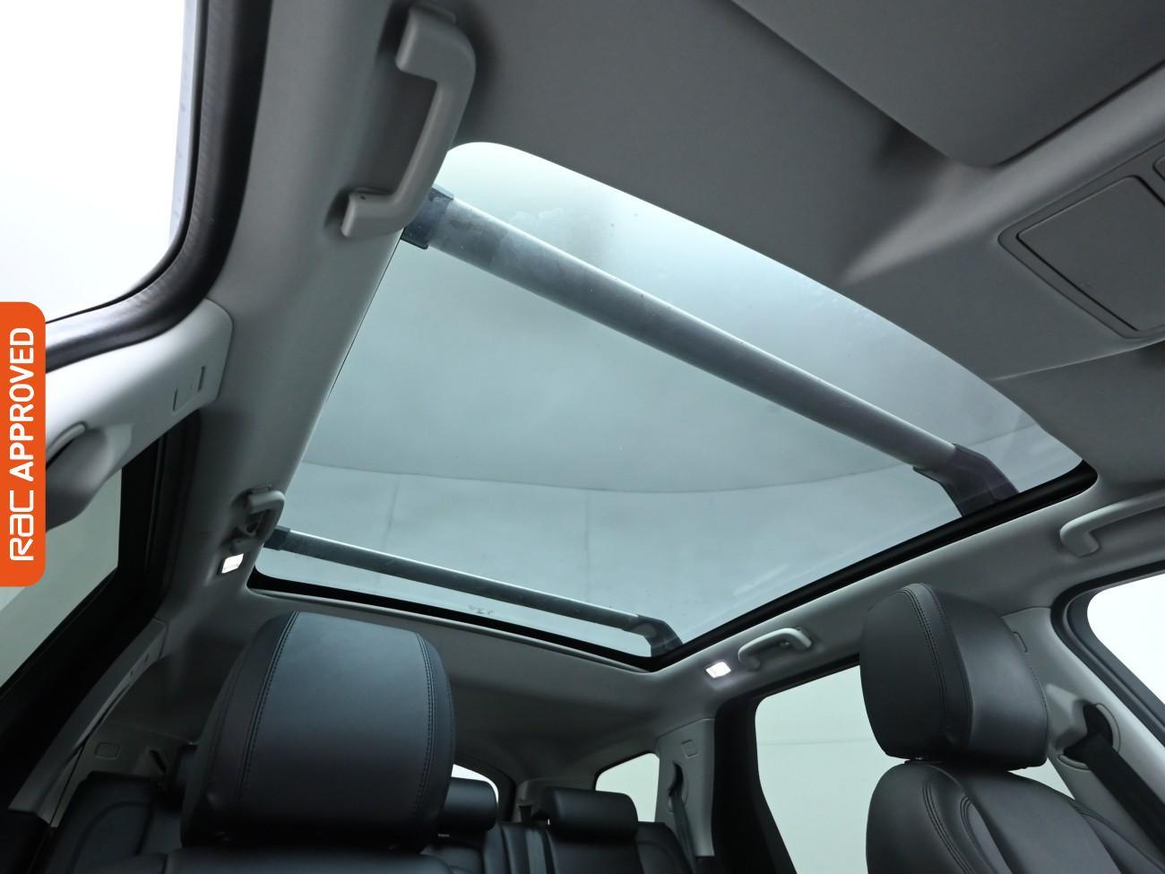 Used Land Rover Discovery Sport 2016 for sale - 77398620: Photo 3