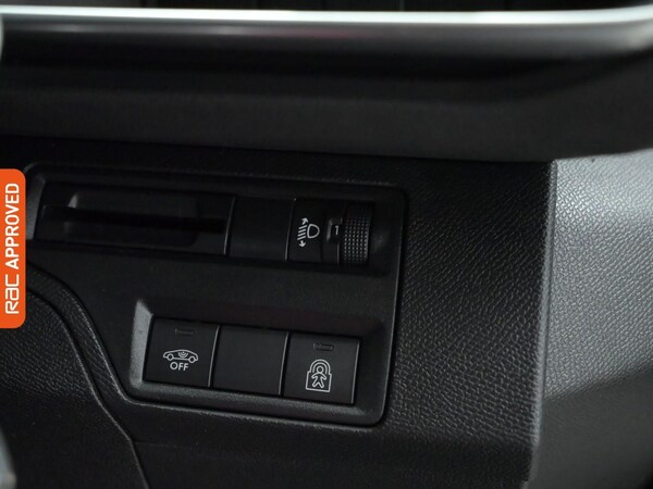 Used Peugeot 3008 2018 for sale - 76128496: Photo 18
