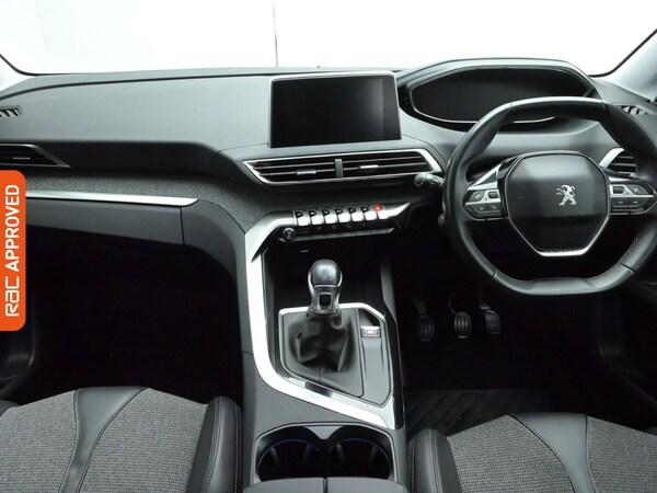 Used Peugeot 3008 2018 for sale - 76128496: Photo 2