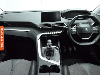 Used Peugeot 3008 2018 for sale - 76128496: Photo 2