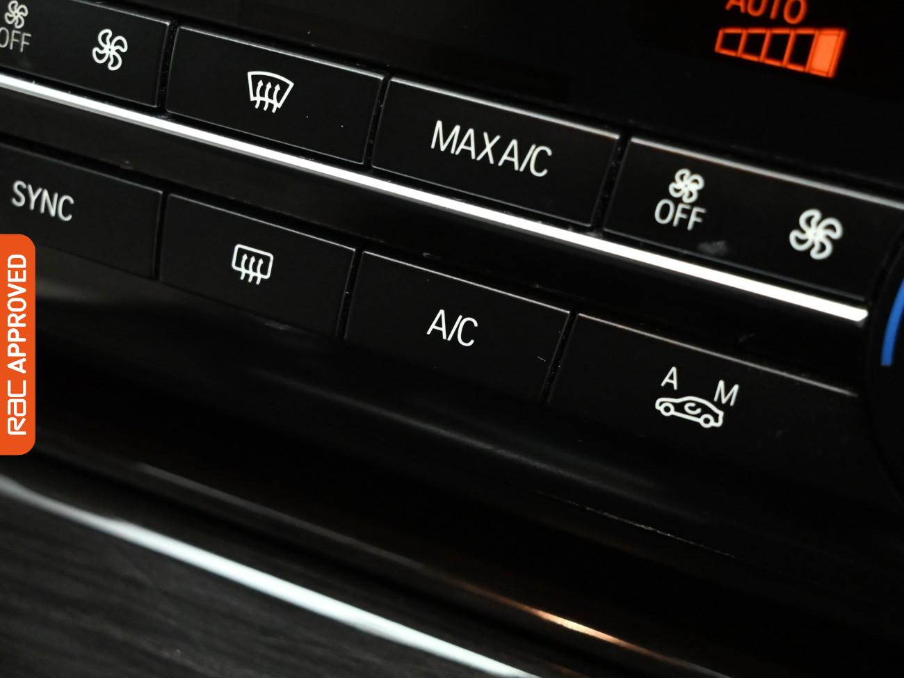 Used BMW 5 Series 2017 for sale - 76590440: Photo 18