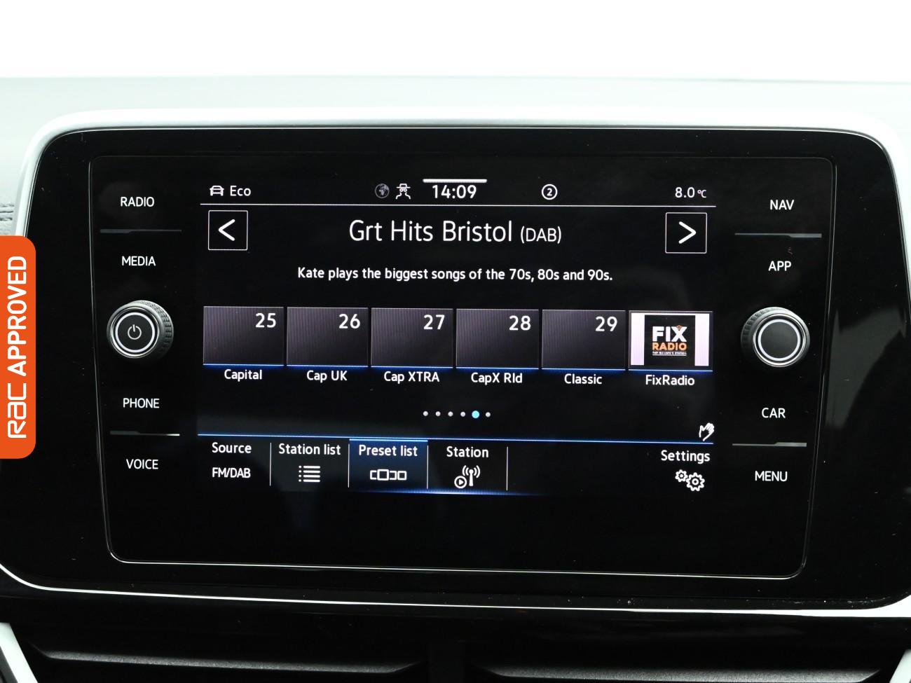 Used Volkswagen T-Roc 2023 for sale - 76805362: Photo 15