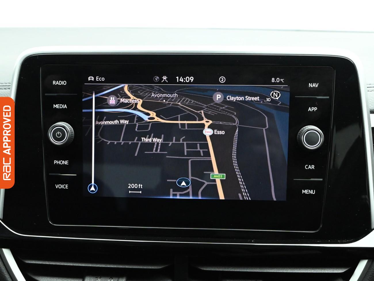 Used Volkswagen T-Roc 2023 for sale - 76805362: Photo 3