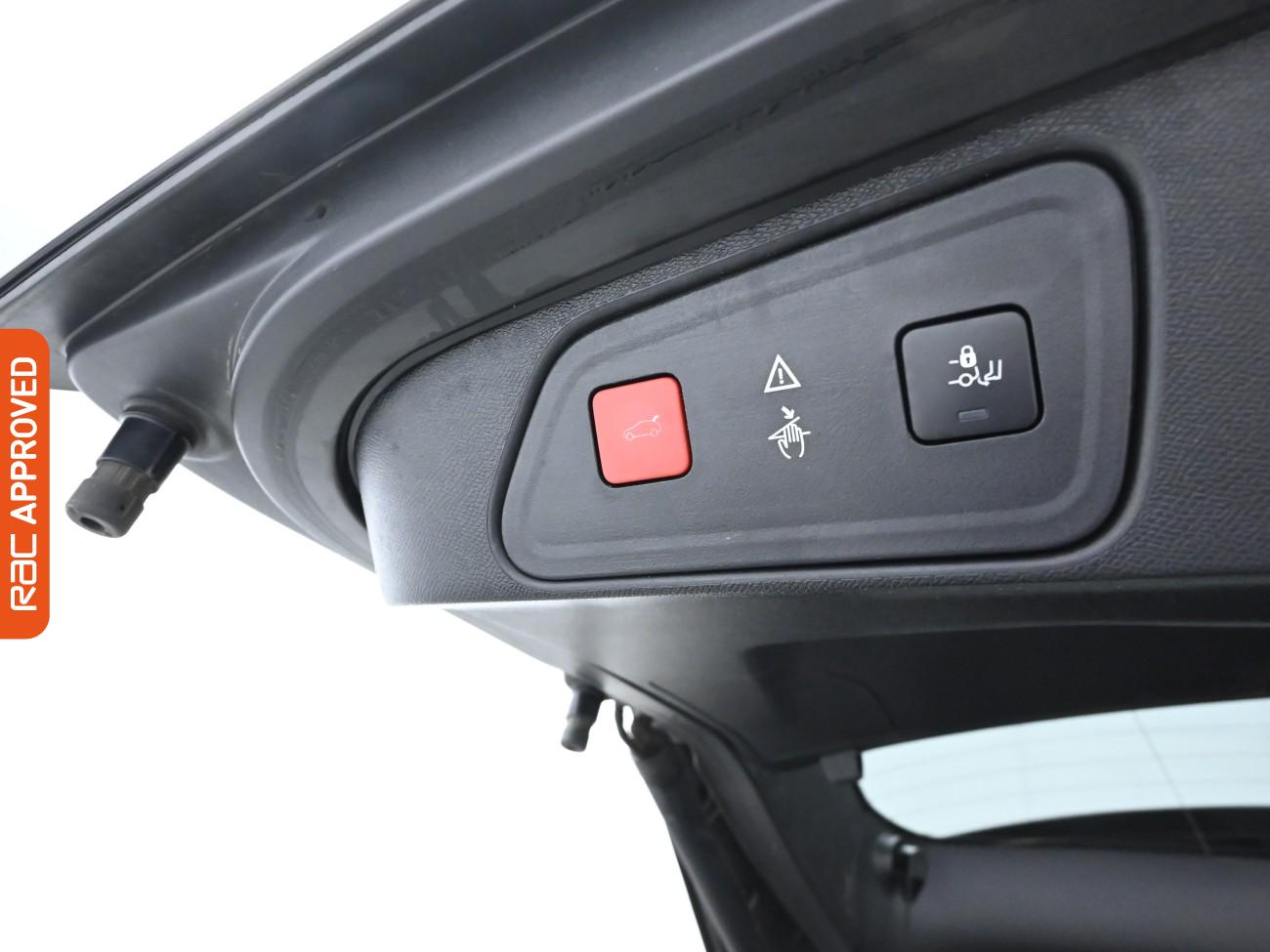 Used Peugeot 3008 2019 for sale - 76206943: Photo 28