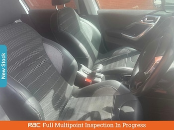 Used Peugeot 2008 2018 for sale - 75983401: Photo