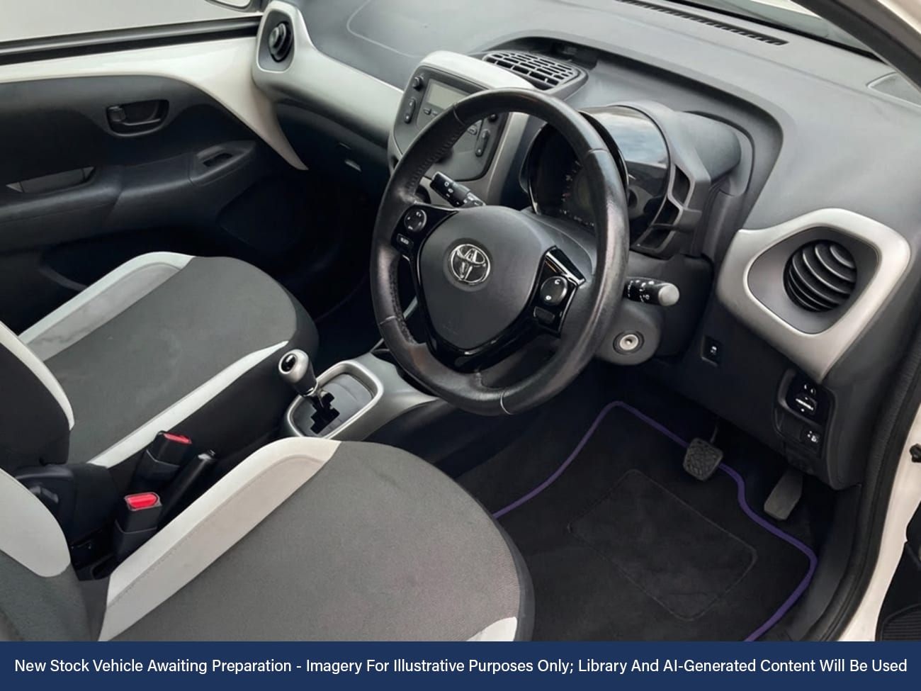 Used Toyota AYGO 2015 for sale - 77812511: Photo 3