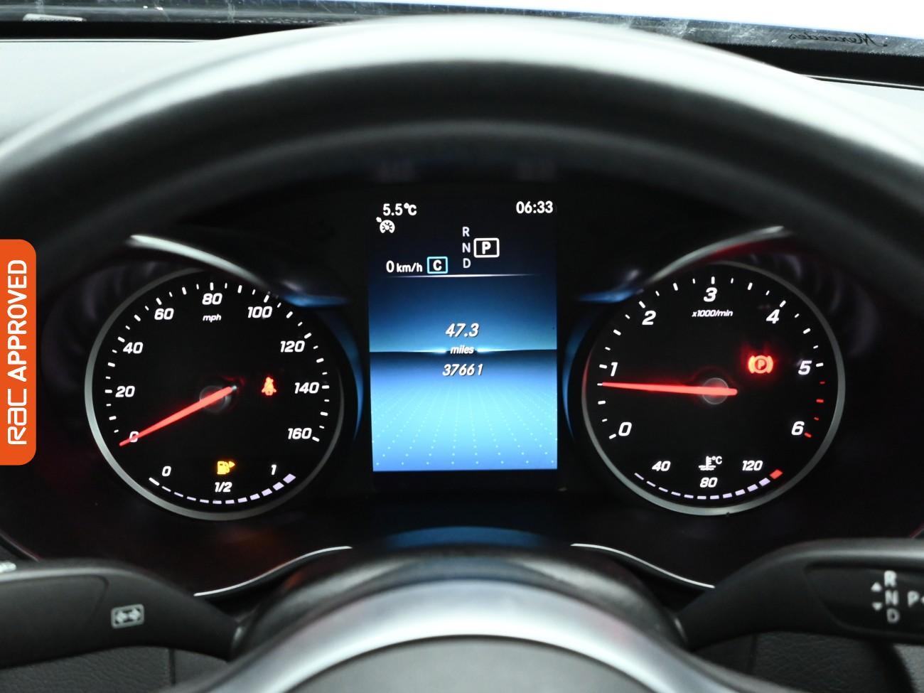 Used Mercedes-Benz C Class 2020 for sale - 77398140: Photo 11