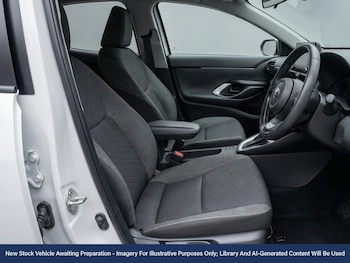 Used Toyota Yaris Cross 2022 for sale - 78422004: Photo