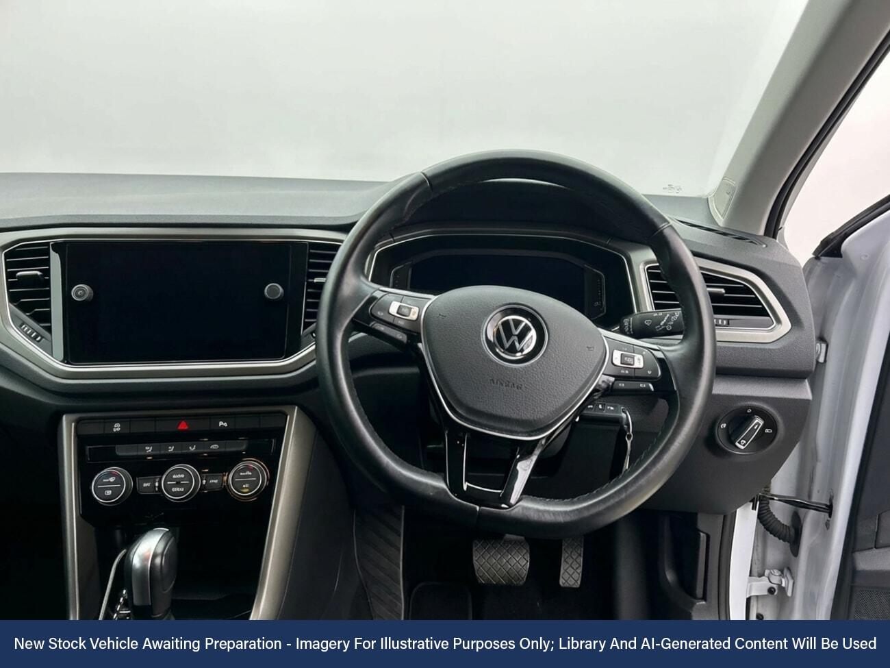 Used Volkswagen T-Roc 2021 for sale - 77037449: Photo 6