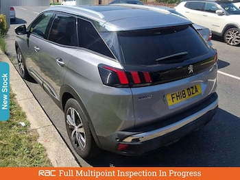 Used Peugeot 3008 2018 for sale - 75824368: Photo