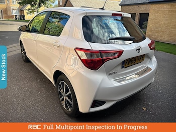 Used Toyota Yaris 2018 for sale - 75983359: Photo