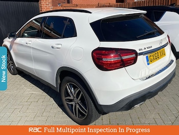 Used Mercedes-Benz GLA 2018 for sale - 76156407: Photo 2