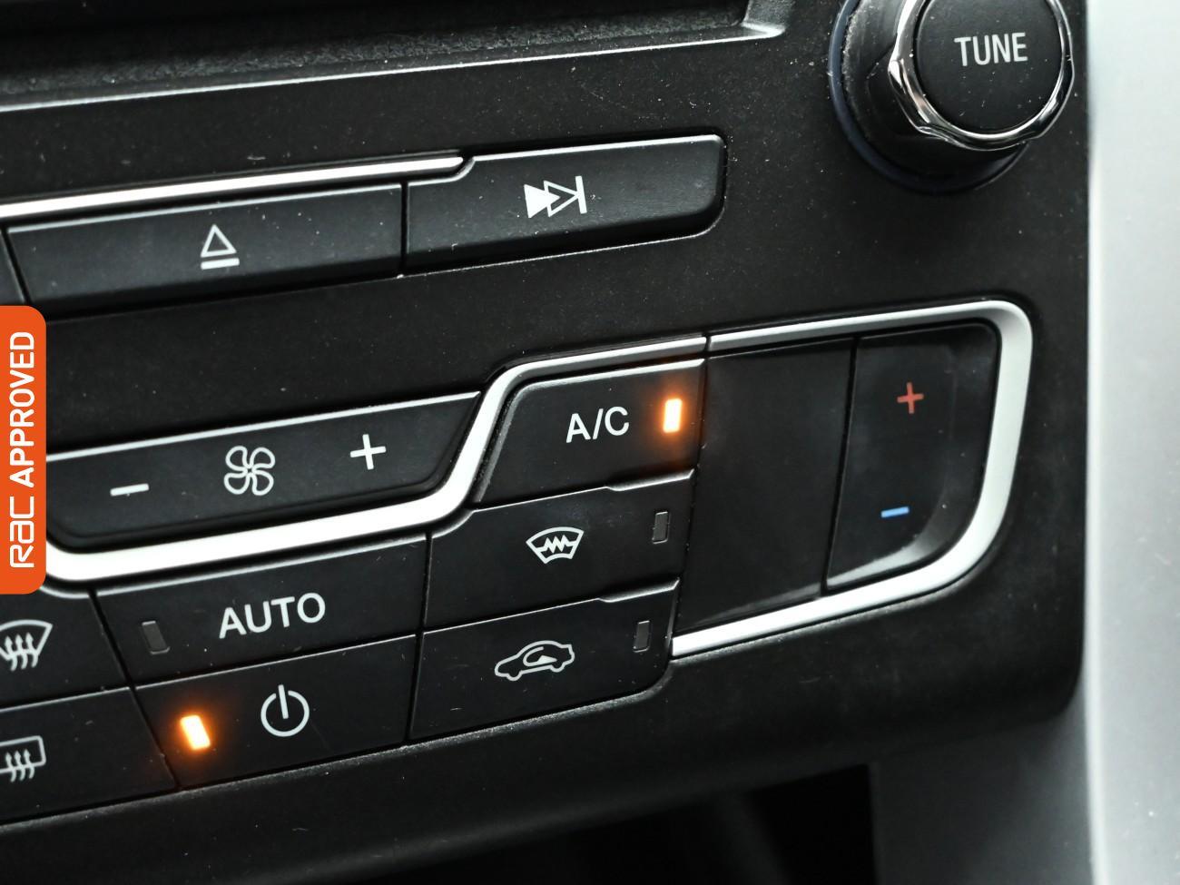 Used Ford Mondeo 2018 for sale - 76955431: Photo 19