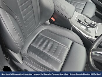 Used BMW 3 Series 2021 for sale - 76723892: Photo