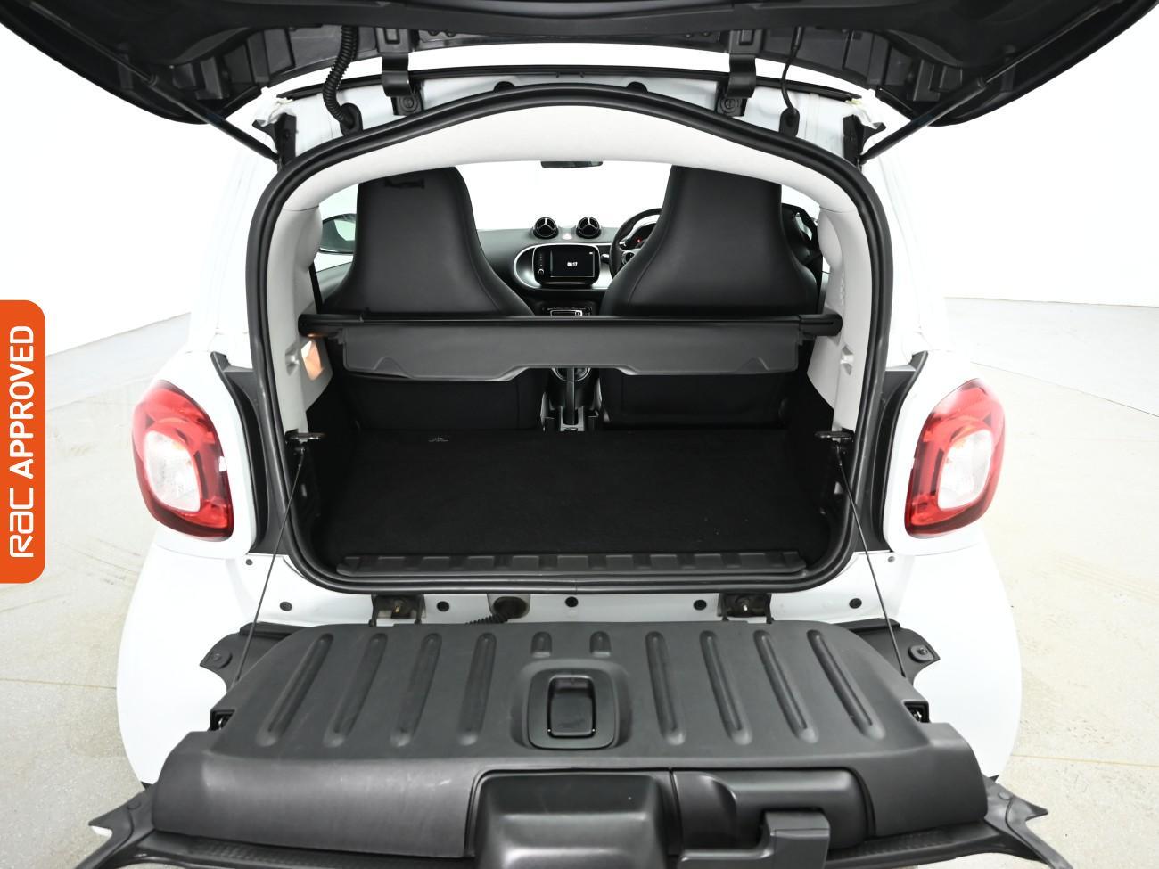 Used smart fortwo 2019 for sale - 77382327: Photo 13