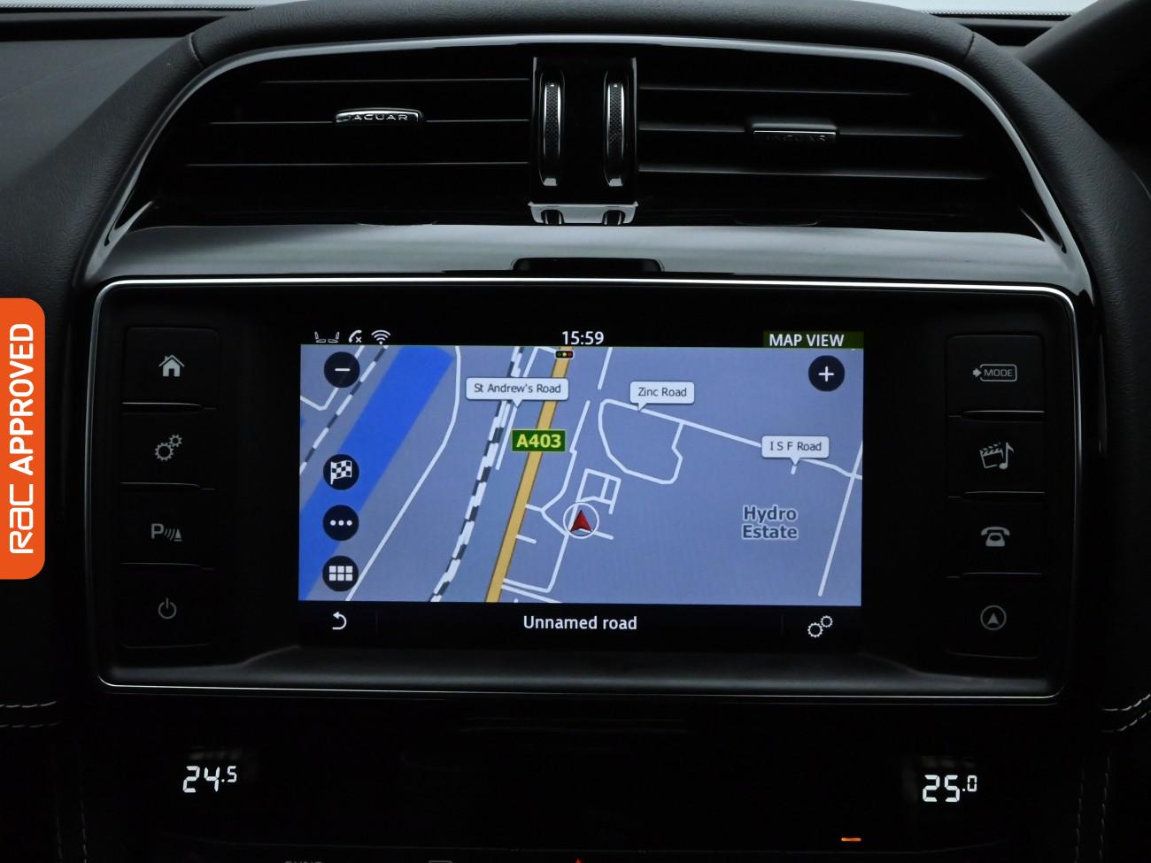 Used Jaguar F-Pace 2018 for sale - 76595831: Photo 17