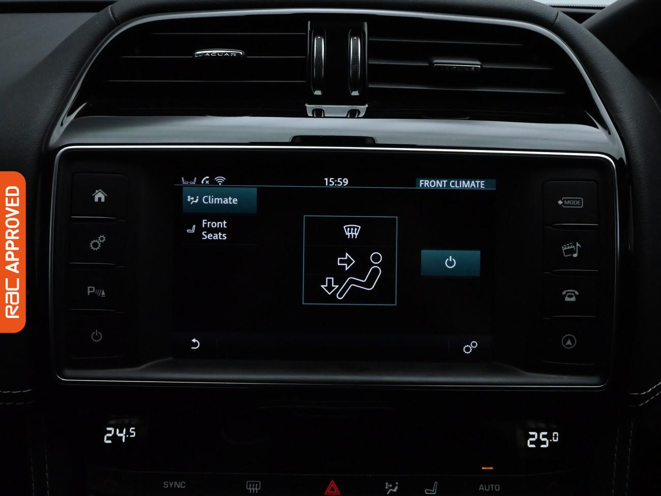 Used Jaguar F-Pace 2018 for sale - 76595831: Photo 18