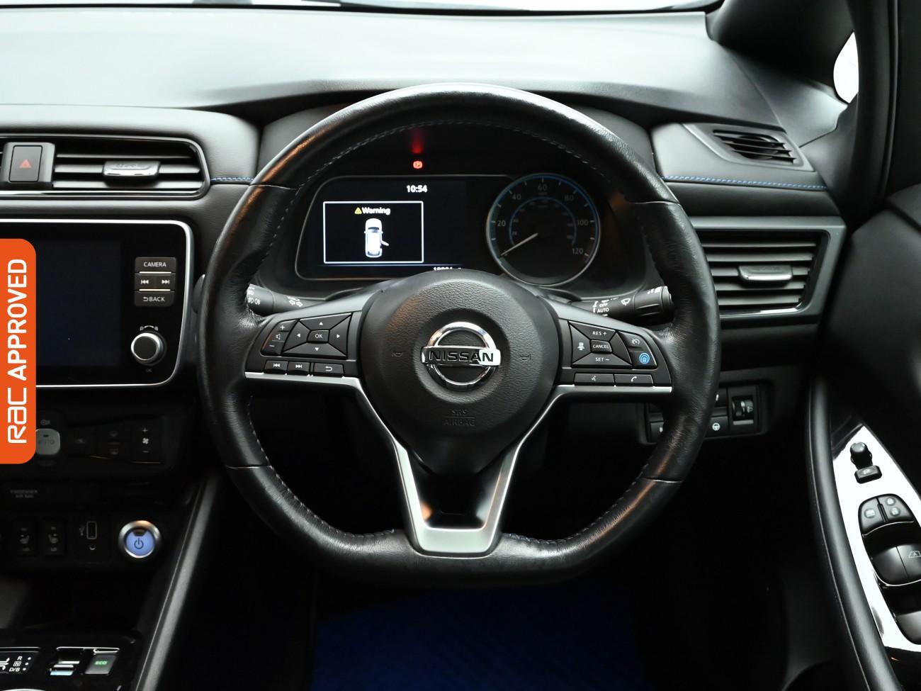 Used Nissan Leaf 2020 for sale - 77088606: Photo 11