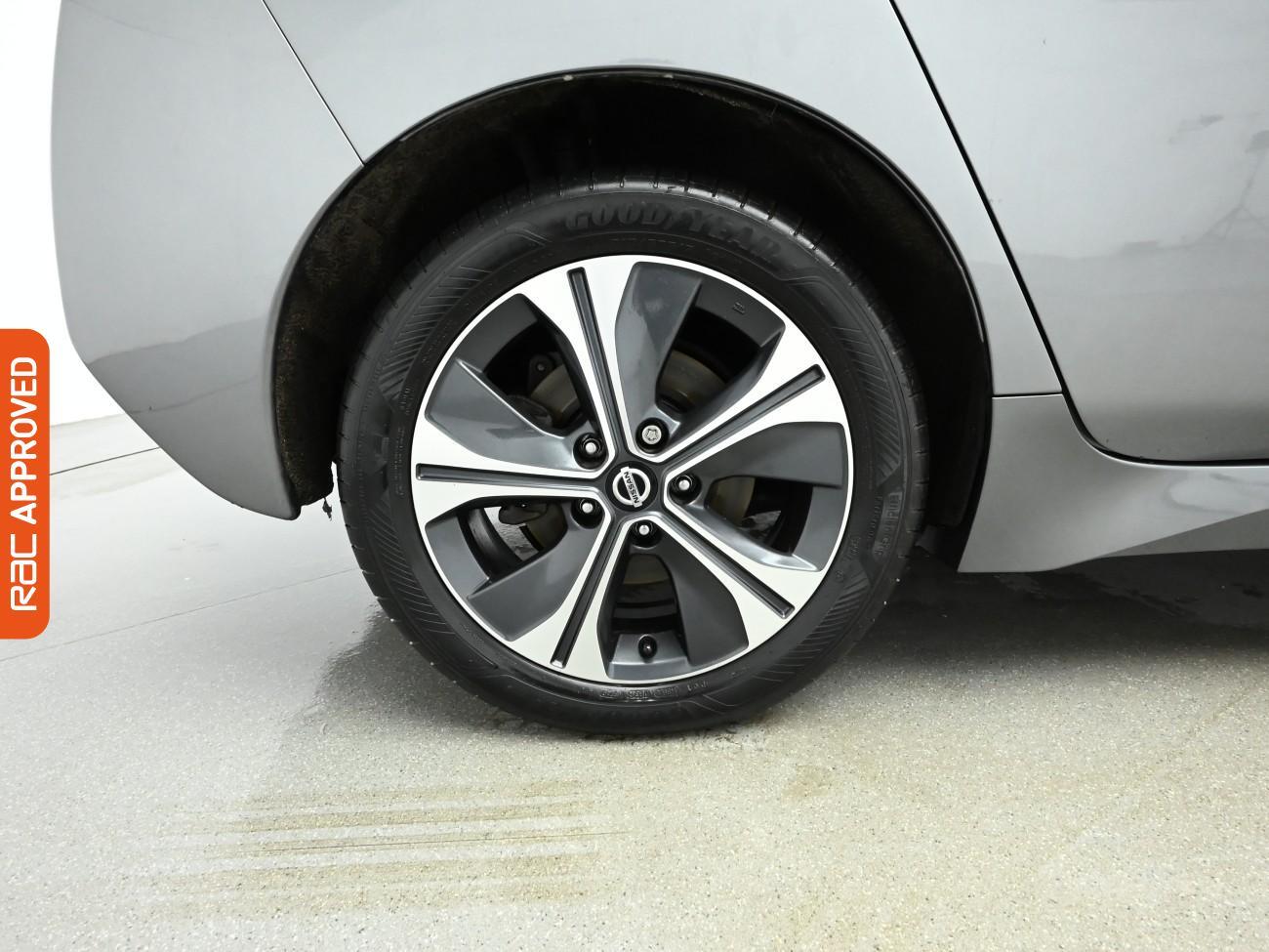 Used Nissan Leaf 2020 for sale - 77088606: Photo 16