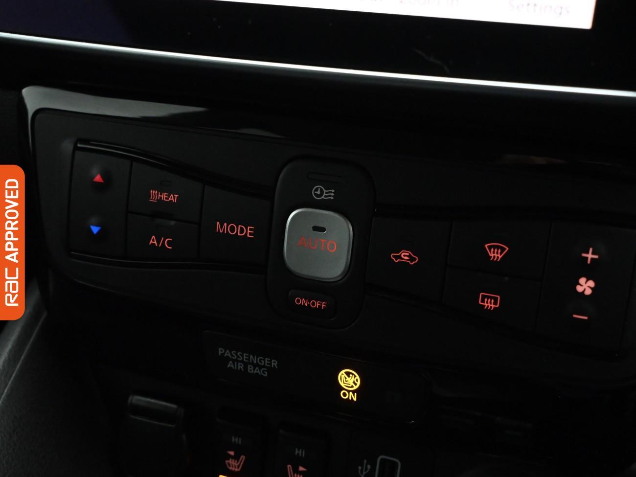 Used Nissan Leaf 2020 for sale - 77088606: Photo 18