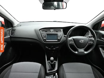 Used Hyundai i20 2019 for sale - 79612669: Photo