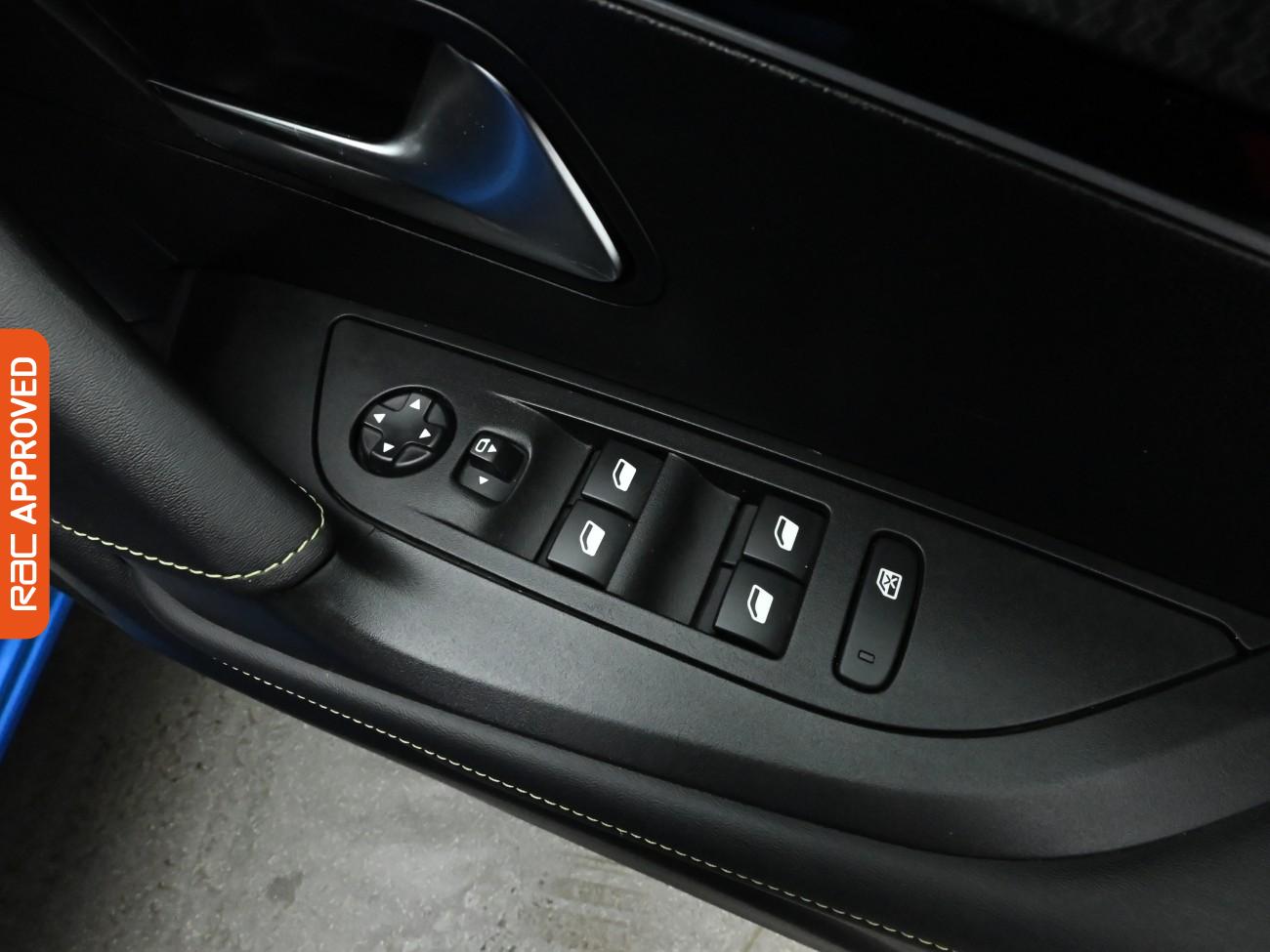 Used Peugeot 2008 2023 for sale - 76649182: Photo 23