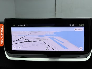 Used Peugeot 2008 2023 for sale - 76649182: Photo