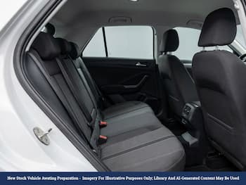 Used Volkswagen T-Roc 2023 for sale - 79636953: Photo