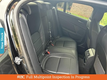 Used Jaguar XE 2017 for sale - 75970503: Photo