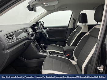 Used Volkswagen T-Roc 2020 for sale - 78979165: Photo