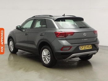 Used Volkswagen T-Roc 2023 for sale - 78825618: Photo