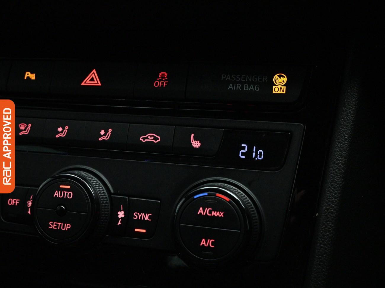 Used SEAT Leon 2019 for sale - 77719300: Photo 14