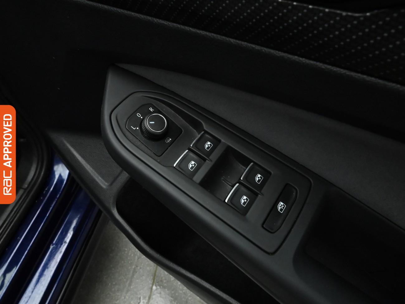 Used Volkswagen Golf 2022 for sale - 77037459: Photo 24