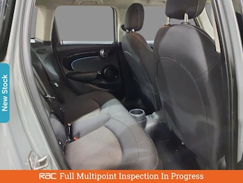 Used MINI Hatch 2021 for sale - 76509101: Photo