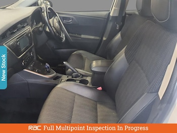 Used Toyota Auris 2015 for sale - 75824211: Photo